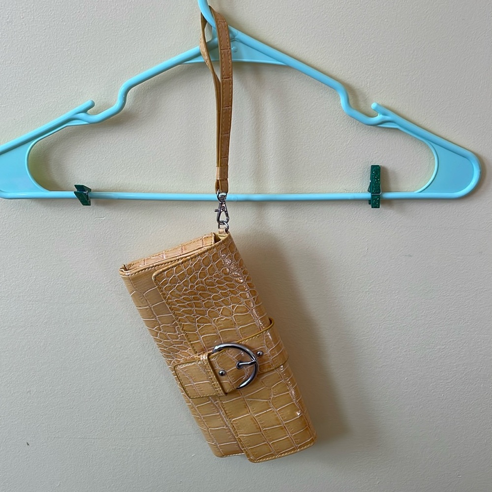 Wristlet